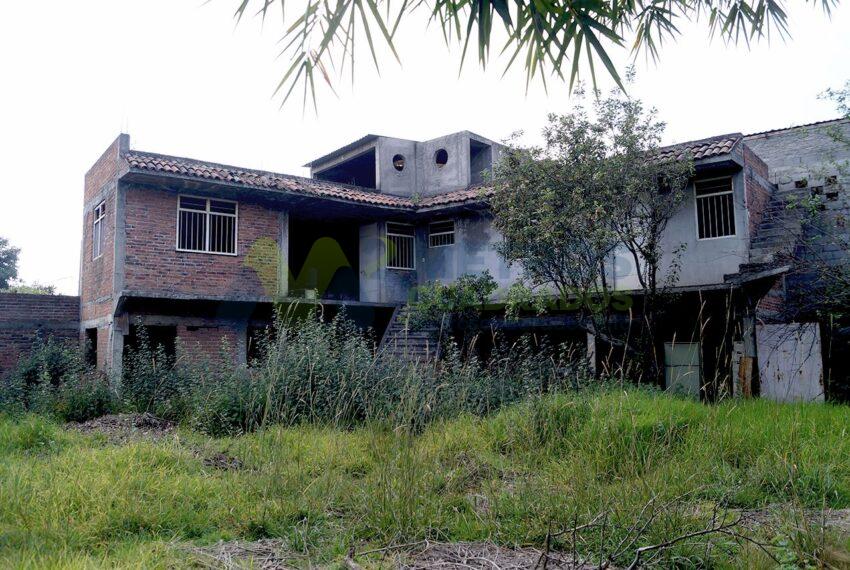 8a8659f6-c60e-4e73-8acc-3796a6c23bd8