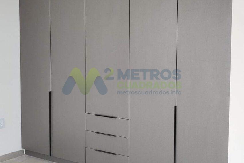 0d354079-36d9-4fda-b400-bb2c4d845bbd