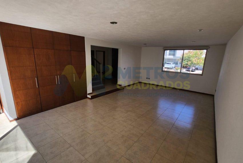 WhatsApp-Image-2023-11-04-at-12.41.22-PM-1