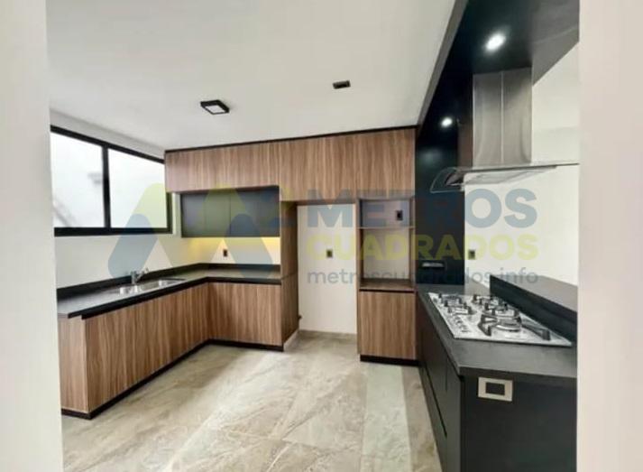 WhatsApp Image 2024-08-20 at 11.45.21 AM (2)