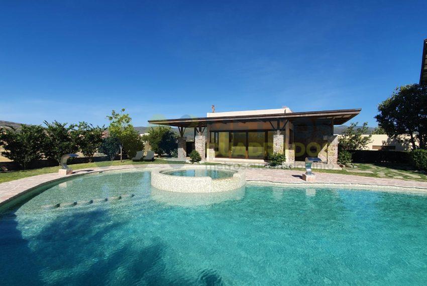 WhatsApp Image 2025-10-14 at 3.49.37 PM (3)