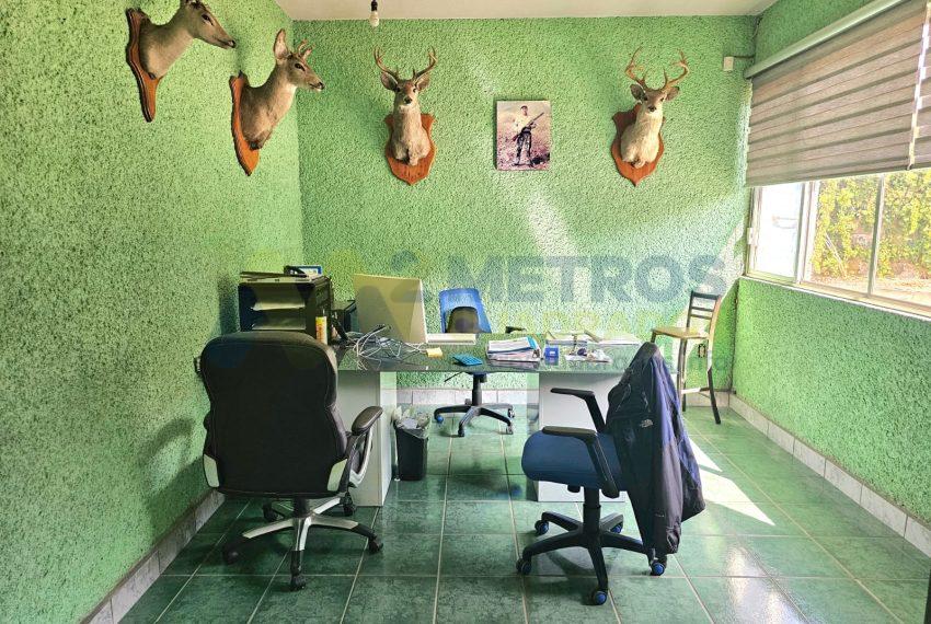 WhatsApp Image 2025-12-02 at 12.23.38 PM (4)